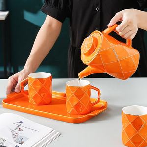 Patrón de diamante promocional 6 piezas Juego de té de cerámica Olla y Taza de cerámica con bandeja - Product Image 5