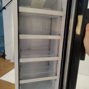 Refrigerador de exhibición comercial Refrigerador con puerta de vidrio Bebida de una puerta Refrigerador de refrescos Refrigerador de exhibición de restaurante - Product Image 6