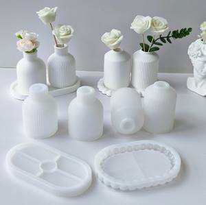 Stampo Fai da Te in Silicone a Forma di Fiore di Prugno Forma per Gesso <span class=keywords><strong>Portacandele</strong></span> <span class=keywords><strong>Vassoio</strong></span> Rotondo Stampi in Resina Epossidica - Product Image 1