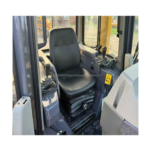 Topadora Usada en Japón, Komatsu D63, Topadora Original de Tipo Oruga Grande con Motor de Gran Venta, Componente Principal en Venta - Product Image 4