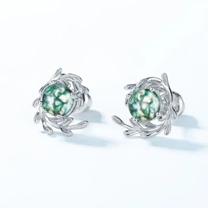 Orecchini a Perno con Muschio Verde per Donne, Stile Naturale, Accessori per Orecchie da Indossare Quotidianamente - Product Image 2