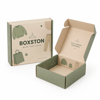 Boîte d'emballage pour chaussures en carton ondulé personnalisée, haut de gamme, imperméable, avec logo et doublure en mousse pour les marques de vêtements