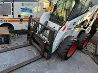 Pièces de rechange de haute qualité pour chargeuse compacte Bobcat S300, machine de construction mini, avec moteur, boîte de vitesses, pompe et composants essentiels à prix abordable