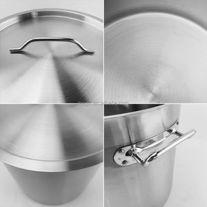 Olla para Sopa de Acero Inoxidable NSF de Diseño Clásico con Tapa, Apta para Gas e Inducción - Product Image 4