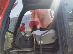 Excavatrice Doosan DX225LC-9C d'occasion avec un rapport intermédiaire efficace, une forte capacité de travail, PLC et boîte de vitesses, moteur haute puissance - Product Image 6