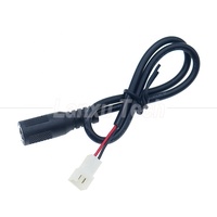 موصل أنثى تيار مستمر 5.5x2.1 مم مع كابل توصيل JST ذو 2 دبوس XH بمسافة 2.54 مم بين الدبابيس، غلاف PVC، تصنيف IP65، نواة نحاسية 24AWG