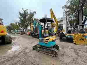 Excavatrice U15 d'occasion en bon état à vendre, Kubota d'occasion, mini-excavatrice de marque supérieure d'occasion au Japon - Product Image 2