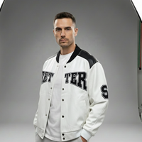 En Stock, Chaquetas Varsity de Lana Estilo Universitario con Manga de Cuero Genuino OEM, Logotipo Bordado en Chenille, Diseño Personalizado, Envío Rápido