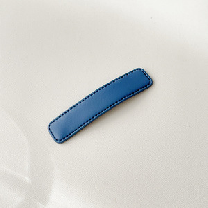 دبوس شعر شتوي كلاسيكي من الجلد الصناعي ، مشبك شعر أنيق ، غطاء رأس للفتيات ، إكسسوارات شعر من سبيكة الحلي - Product Image 2