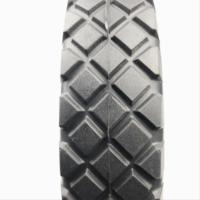 Vente en gros 4.00-8 Pneus en mousse PU avec moyeu de symétrie en métal pour roulette sans plat et brouette OEM pris en charge