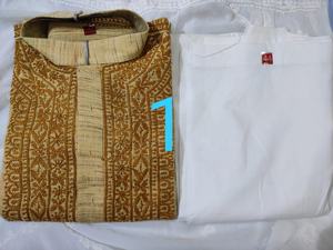 Classique Hommes Kurta Avec Lucknowi Chikanwork Broderie Élégant Et Confortable Kurta Designs Pour Hommes Convient À Un Usage Quotidien - Product Image 4