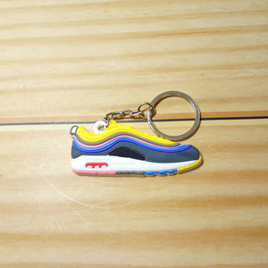 NOUVEAU Mini <span class=keywords><strong>porte</strong></span>-clés en silicone en forme de chaussures <span class=keywords><strong>Jordan</strong></span>, breloque de sac, cadeau pour femme, homme, enfant, <span class=keywords><strong>porte</strong></span>-clés en forme de baskets - Product Image 4