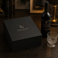 Boîte cadeau rigide magnétique noire luxueuse par KingTop Packaging, 25 ans d'expérience, 50 pièces