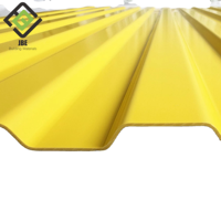 Fabricant de panneaux de plafond en PVC de haute qualité en vente en gros Tuile de plafond jaune blanc pour l'extérieur de la maison industrielle