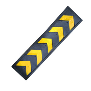 Panneau de signalisation directionnel en caoutchouc 1000x200x10 mm, panneau de sécurité réfléchissant pour parking et garage, avec base - Product Image 2