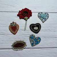 Vente chaude 3D Brillant Coeur Forme Patchs Strass Fer Sur Patchs Pour Vêtements Applique
