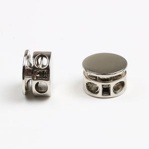 Botón de ajuste elástico cilíndrico de metal con resorte para chaqueta, accesorio de ropa con hebilla de cuerda de aleación de tamaño personalizado - Product Image 6