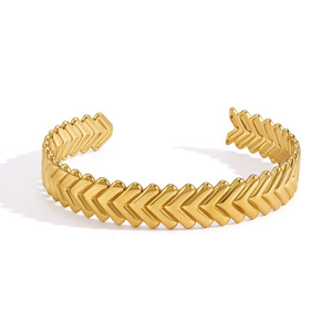 18K Gold Plated Fade Resistant Stainless Steel Open <b>Bangle</b>, High-end Titanium Steel Jewelry Wholesale - Product Image 4