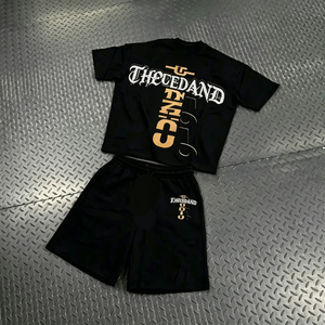 Conjunto Deportivo Vintage Negro para <span class=keywords><strong>Hombre</strong></span>, Diseño de Marca, con Estampado de Letras, 2 Piezas, Camiseta y Pantalones Cortos, Alta Calidad, Venta al Por Mayor - Product Image 1