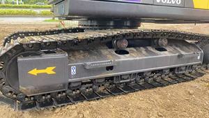 รถขุดตีนตะขาบ Volvo EC210 น้ำหนักใช้งาน 21 ตัน อุปกรณ์ก่อสร้างมือสอง ผลิตในเกาหลี รุ่นปี 2022 ความจุบุ้งกี๋ 1.1 ลูกบาศก์เมตร - Product Image 4