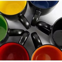 Fabricant de tasses en gros – Tasses en céramique personnalisées, glaçure rouge et noire, vente chaude, cadeau, tasse à café en porcelaine