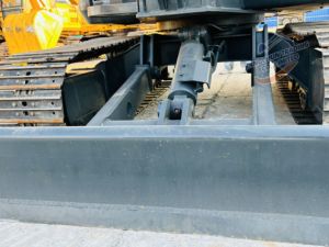 Mini-excavatrice hydraulique Hyundai 60VS d'occasion à bon prix, compacte, pour chantier de construction, travaux de terrassement, efficace et durable - Product Image 3