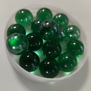 El <span class=keywords><strong>juego</strong></span> de mesa Jigsaw utiliza cuentas de vidrio de siete colores en tonos individuales de rojo, amarillo, azul, verde, rosa, negro y transparente. - Product Image 5