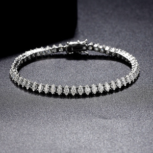 Nueva Colección de Pulseras de Moissanita VVS, Pulseras de <span class=keywords><strong>Tenis</strong></span> de Plata 925 con Incrustaciones de Moissanita Ovalada Corte Esmeralda <span class=keywords><strong>para</strong></span> Hombre y <span class=keywords><strong>Mujer</strong></span> - Product Image 1