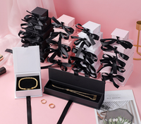 Boîte à bijoux personnalisée IN PACK, boîte à bijoux en papier de luxe avec logo personnalisé pour mariage, anniversaire, fête, avec ruban et nœud