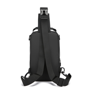 Sac de Poitrine Bandoulière Sport Décontracté en Cuir PU Imperméable avec Fermeture Éclair, Design Personnalisable et Portable pour l'Été - Product Image 4