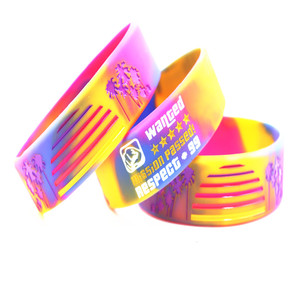 Vente en gros de bracelets en silicone noir de 1 pouce Libérez votre bascule intérieure avec des bracelets promotionnels Arctic Monkeys - Product Image 6