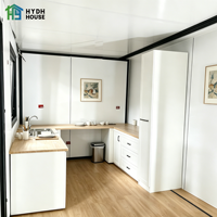 Rumah Prefabrikasi Kontainer Baja Ekspansi Ukuran Khusus 20Ft 40Ft 30Ft, Villa 2-5 Kamar Tidur Mewah Portabel Panel Sandwich