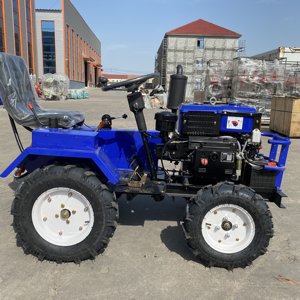 Mini Tractor Agrícola de 4x4 con Ruedas, Compacto y Multifuncional para Pequeñas Granjas - Product Image 2