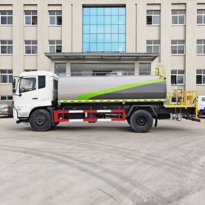 Camión Cisterna Dongfeng 4X2 de 15 CBM de la Mejor Relación Calidad-Precio para Transporte de Agua a Gran Escala y Rociado en Sitios - Product Image 3