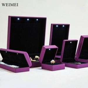 WEIMEI violet boîte à bagues avec LED bijoux boîte cadeau bracelet boucle d'oreille stockage personnalisable - Product Image 3