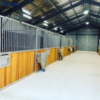 Panneaux de box pour chevaux de haute qualité 2026 – Système d'écurie modulaire directement de l'usine pour granges et ranchs