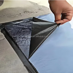 Membrane d'asphalte imperméable auto-adhésive pour l'extérieur Matériau de <span class=keywords><strong>toiture</strong></span> en acier de couleur <span class=keywords><strong>Panneau</strong></span> de tuiles en métal pour <span class=keywords><strong>toiture</strong></span> - Product Image 3