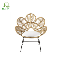 Chaise longue de détente de loisirs de jardin en métal d'extérieur de paon Vente en gros Chaise de paon en osier de rotin moderne pour le patio