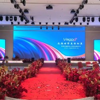 Layar LED Sewa Dalam Ruangan P2.604 P2.976 P3.91 Video Wall Panggung 16bit Grayscale Die Cast Aluminium Layar Pameran Acara