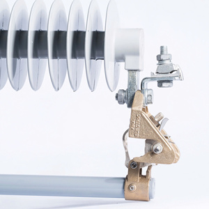 Fusible de corte de porcelana para exteriores de alto voltaje eléctrico Vina de promoción caliente 12/27/40 kV de fabricación de Vietnam - Product Image 2