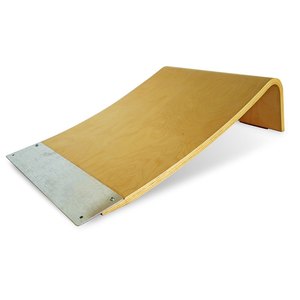 Rampa de lanzamiento de madera de 7,9 "con forma de tamaño de logotipo personalizado para monopatín, bicicletas, rodillos, deportes de coches Rc - Product Image 1