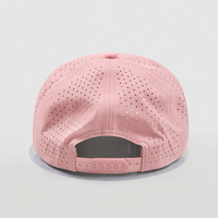 Casquette de baseball haute performance pour le golf, découpée au laser, perforée, hydrofuge, avec logo personnalisé