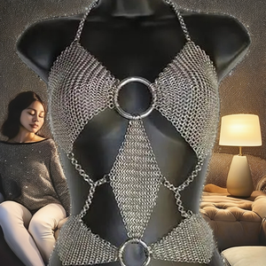 Arnés de lencería tipo halter de malla medieval para mujer, hecho a mano con cadena de acero inoxidable, joyería corporal ajustable para festivales - Product Image 2