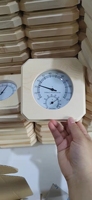 Termometer Hygrothermograph Kayu Solid Spruce Desain Modern Fenya Berkualitas Tinggi Panel Kontrol Komputer Garansi 2 Tahun untuk Hotel