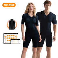 Ticari Kablosuz EMS Antrenman Kıyafeti Bluetooth Uygulamalı Profesyonel Spor Salonu Stüdyosu Tüm Vücut Fitness Ekipmanı