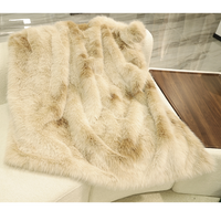 Couverture en fausse fourrure 550 g/m², douce et chaude, style luxe discret, couleur camel, à poils longs, pour lit, canapé et salon