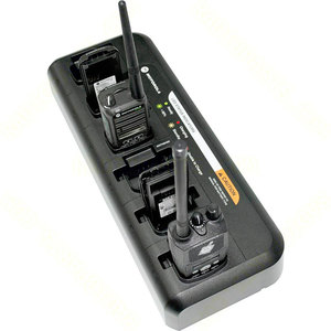 PMLN6588 PMLN6588A CP200 เครื่องชาร์จแบตเตอรี่วิทยุแบบหลายหน่วยสำหรับวิทยุ - Product Image 2