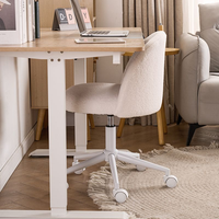 Chaise de bureau pivotante en velours beige moderne, chaise de travail confortable à roulettes, base blanche, rembourrage en peluche douce, chaise ergonomique Ganzhou