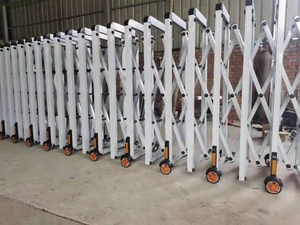 Cổng <span class=keywords><strong>Barrier</strong></span> Hợp Kim Nhôm Mở Rộng Với Bánh Xe Giao Hàng Nhanh Từ Nhà Máy - Product Image 4