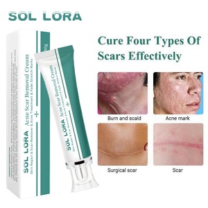 Crème réparatrice de cicatrices pour l'atténuation des cicatrices de césarienne et l'élimination des boutons - Product Image 1